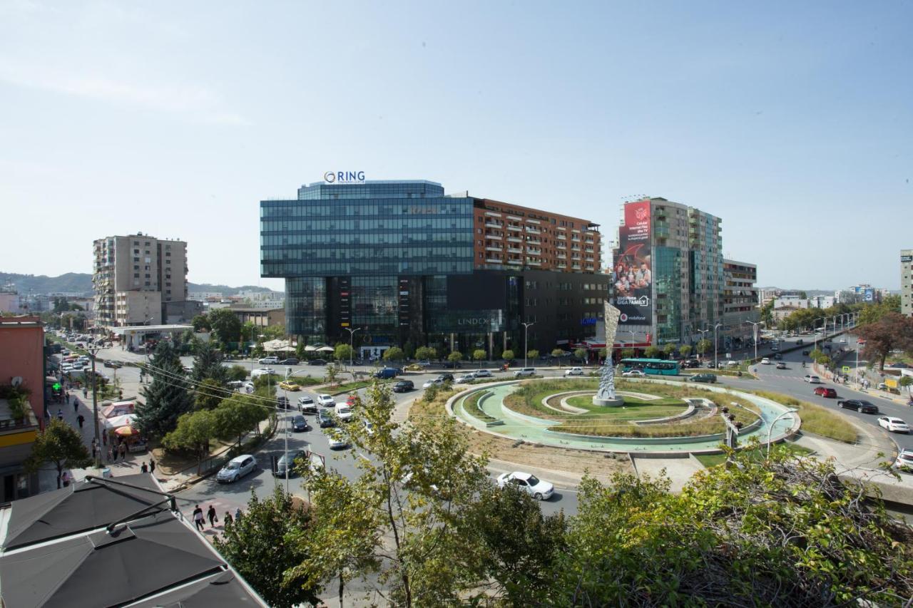 Ebel Boutique Hotel Tirana Exterior foto